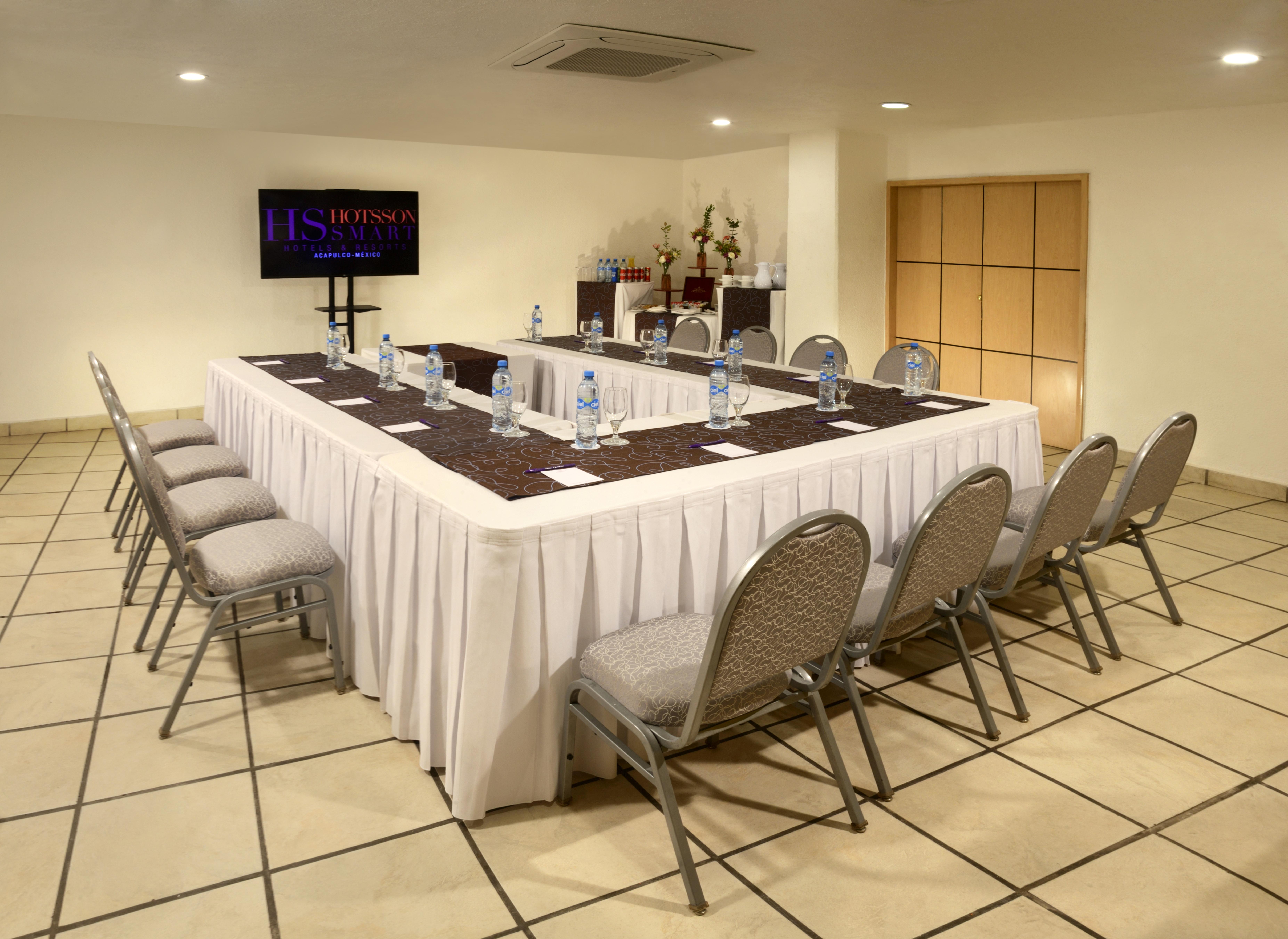 فندق إتش إس هوتسون سمارت أكابولكو المظهر الخارجي الصورة Meeting room at the hotel